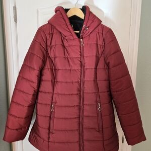 Women's Hooded Quilted Puffer Coat - Wine Red